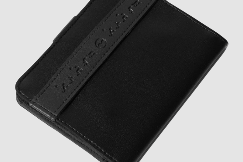 BAYBAYIN TRAVEL WALLET | LAKBAY