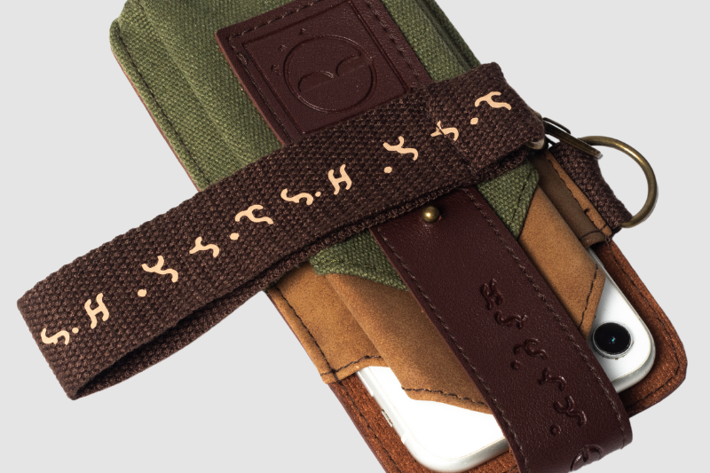 BAYBAYIN CELLPHONE BAG | KAHA