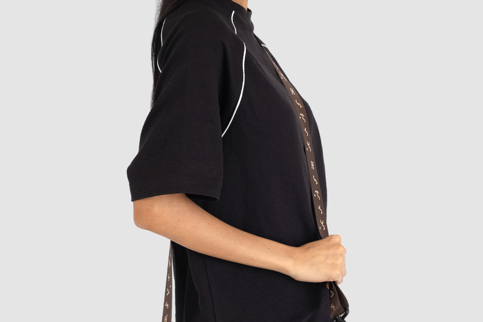 BAYBAYIN MESSENGER BAG | SANDIG
